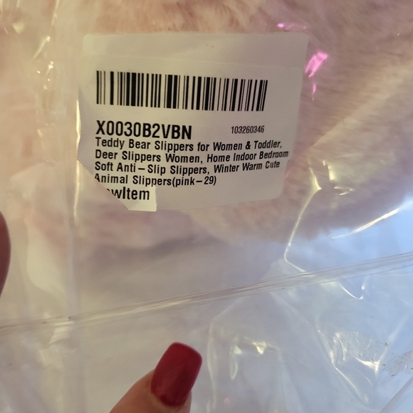 BleunuitTeddy Bear Pink Slippers. Size 29 (Kids/Toddler 12). Brand New. - Picture 3 of 3